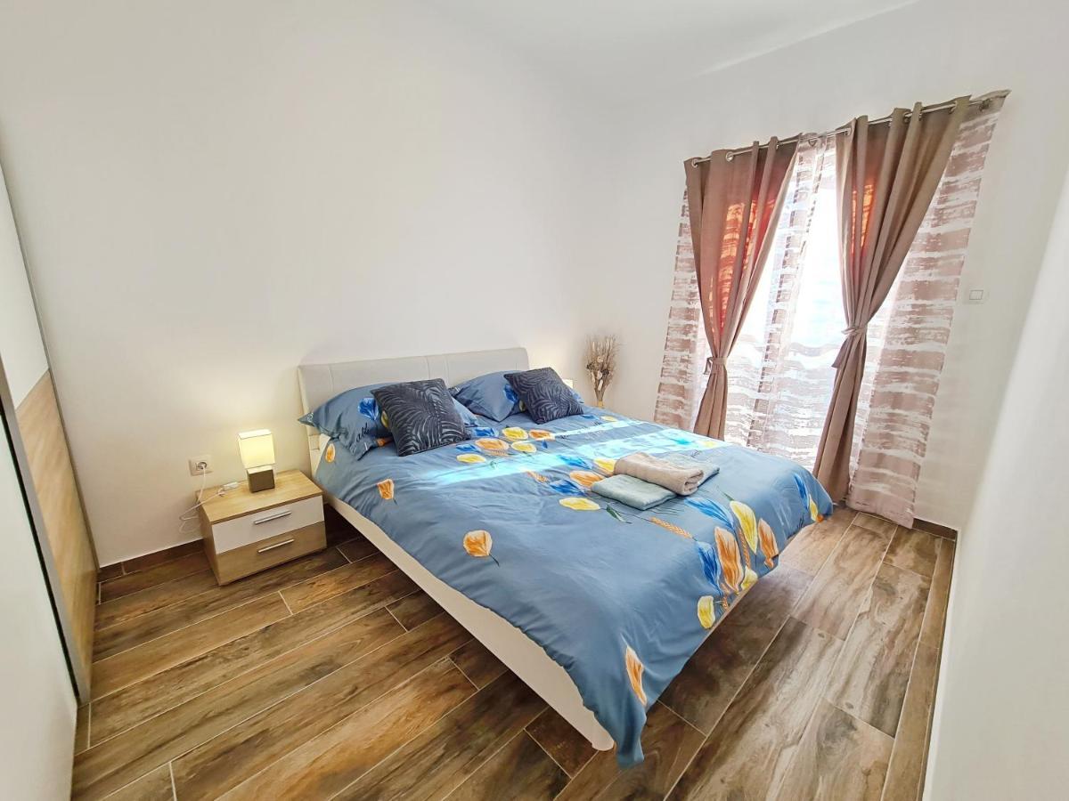 Apartment Antonio Banjole Buitenkant foto